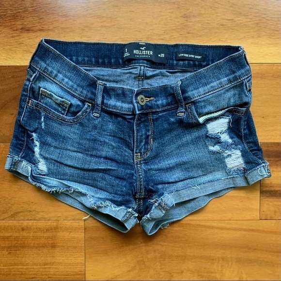 Hollister Low Rise Short Short - Picture 2 of 5